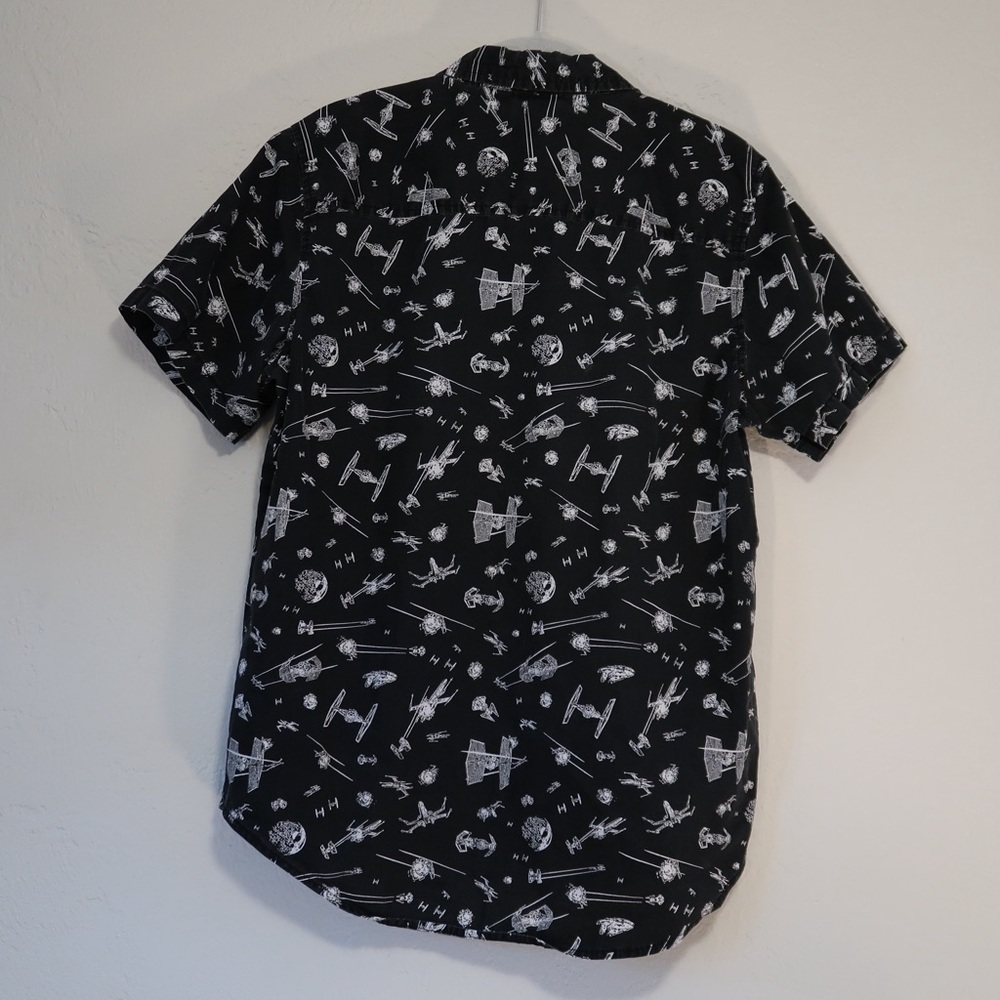 Star Wars: Space Ship Button-Up - Size Medium - Picture 5 of 7